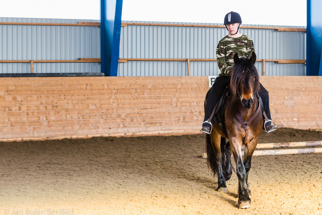 Gävle 2015-02-22 Olstorp Ridhus Hällvinn Westernridning