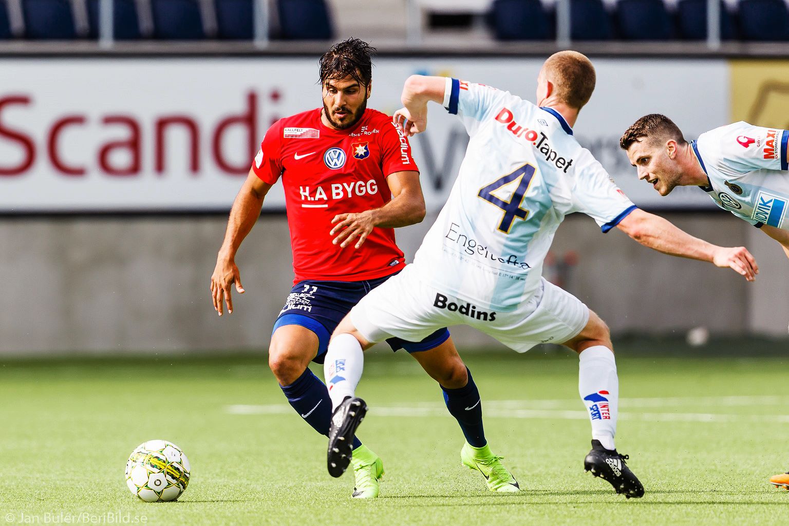 Fotograferad med Canon EOS-1D Mark IV och EF400mm f/2.8L IS USM @ 400mm f3.5,  1/1600s och ISO 200